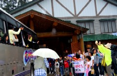 東京・西小菅小の生徒を鳥海地区に招待した
