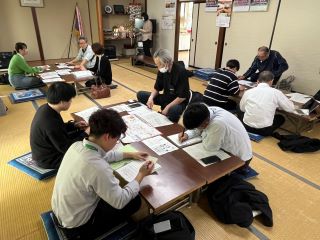 写真:地域連携ゼミ住民ヒアリングの様子