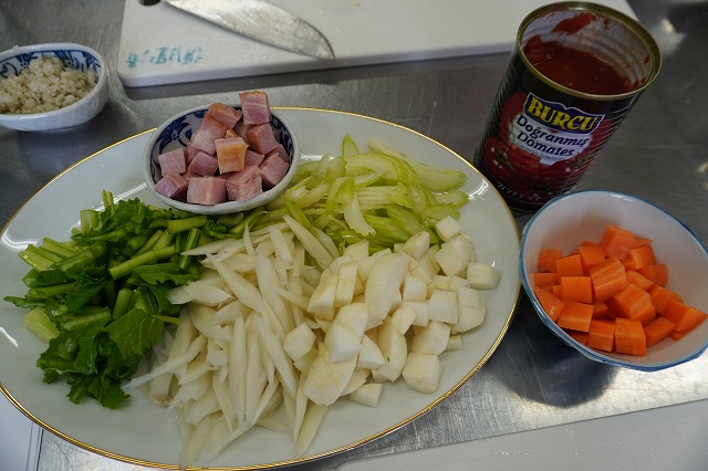 写真：食材を切ったもの