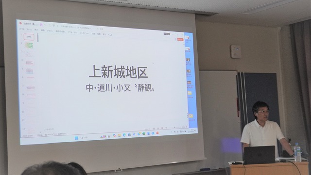 写真：スライド