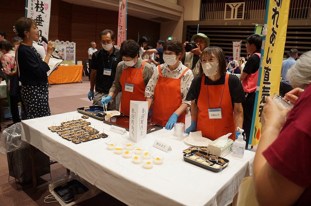 写真：浅見内活性化委員会ブース