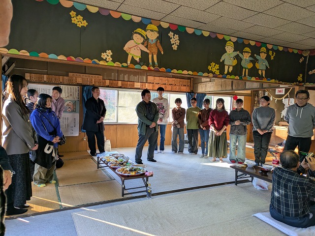 写真：中締めの様子