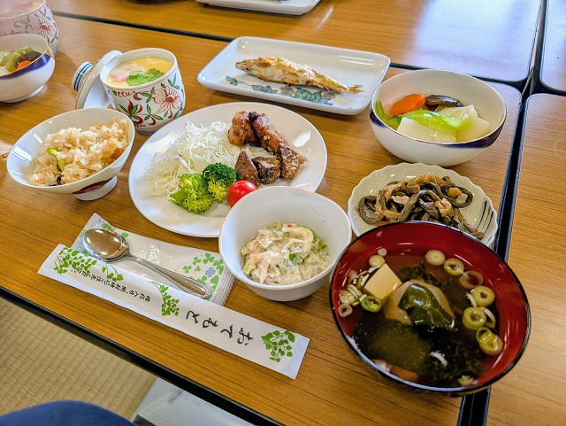 写真：昼食メニュー