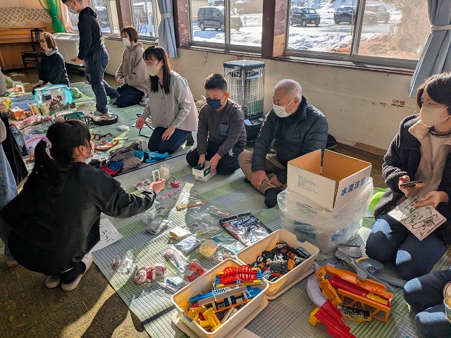 写真：ふろしき市の様子