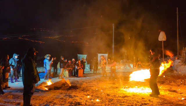 画像:火振りかまくら