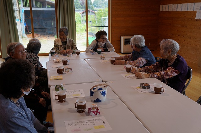 写真　おしゃべり2