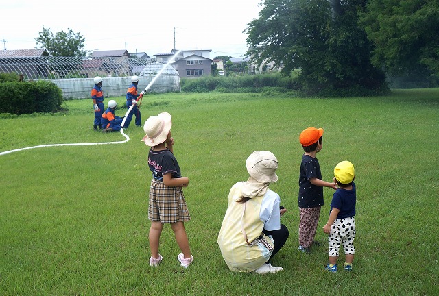 写真　放水２