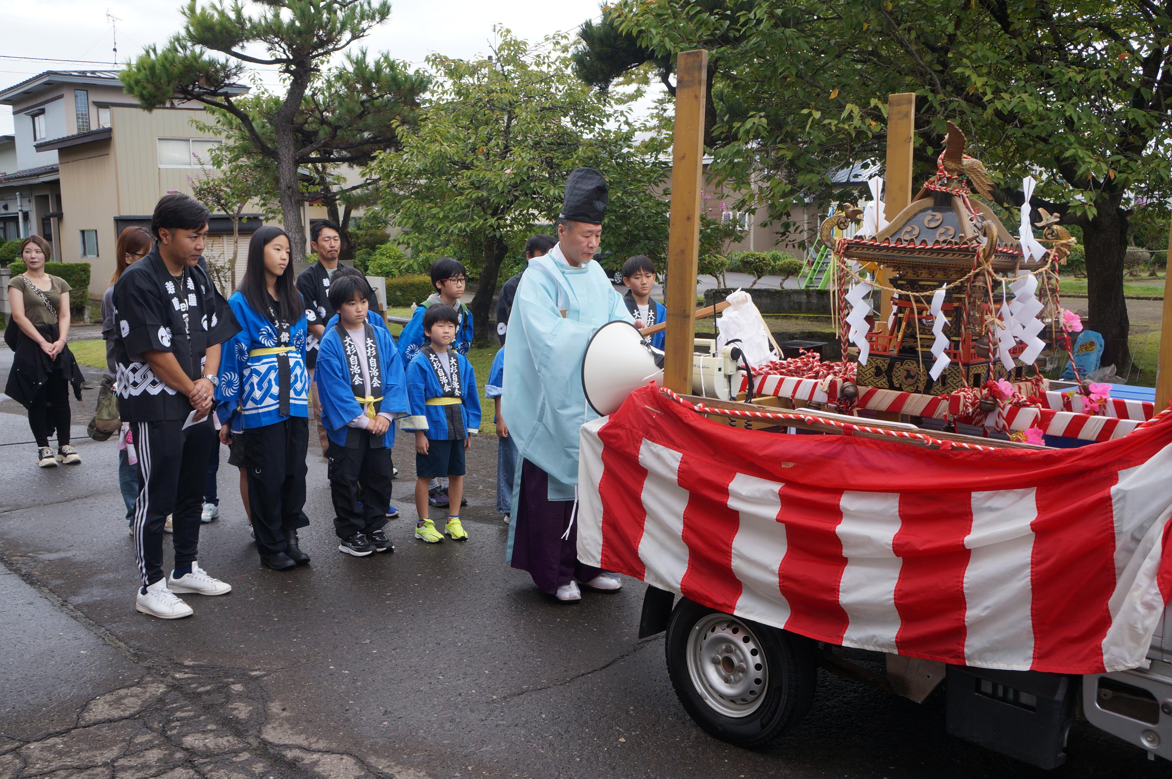 写真　子供神輿