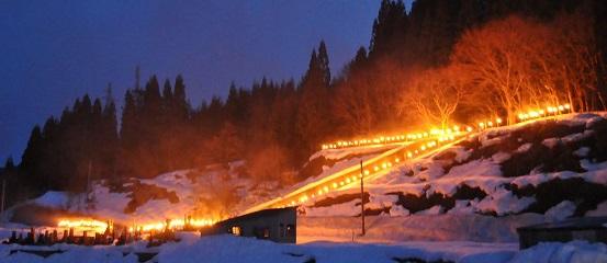 地域に伝わる春彼岸行事の万灯火