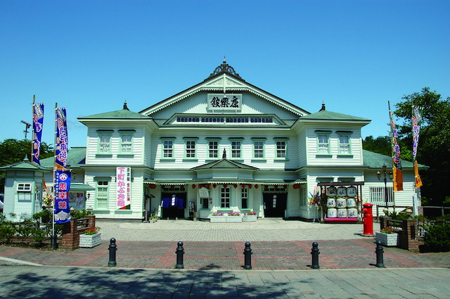 康楽館
