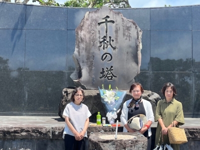 秋田県人沖縄会、秋田県慰霊碑「千秋の塔」へ