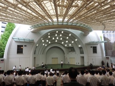 上野の杜で、大曲中学校校歌と秋田県民歌を歌ってきました！（首都圏交流推進員だより）