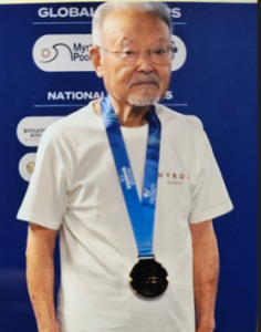 関西美入野会安田さん　マスターズ水泳で金メダル獲得！