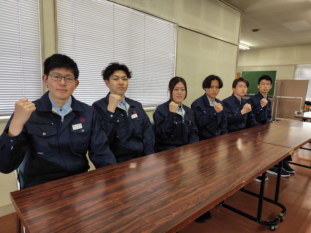 はりま建設の若手社員
