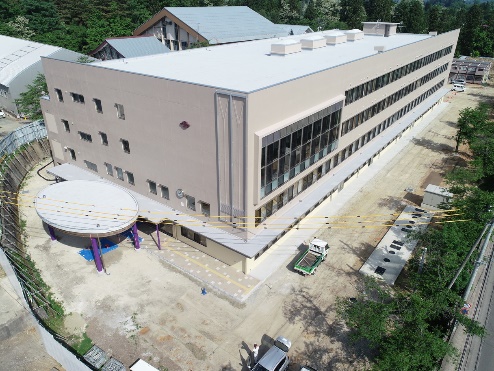 横手高等学校整備事業 管理校舎棟建築工事（令和4年5月竣工）