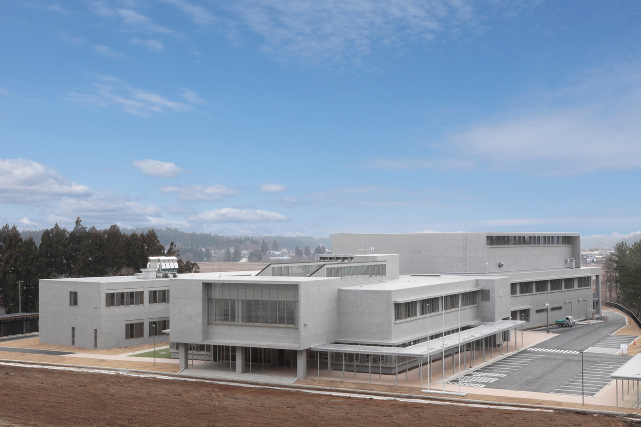 三種統合中学校校舎棟等建築工事