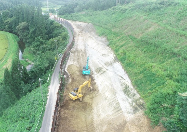 北秋田市綴子字深沢 地方道路交付金工事(改築)