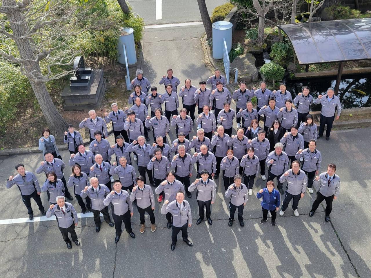 社員集合写真