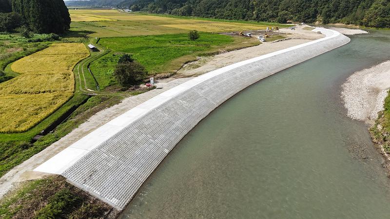 河川災害復旧工事